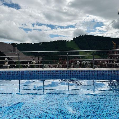 Viking Hotel Bukovel Eksteriør billede